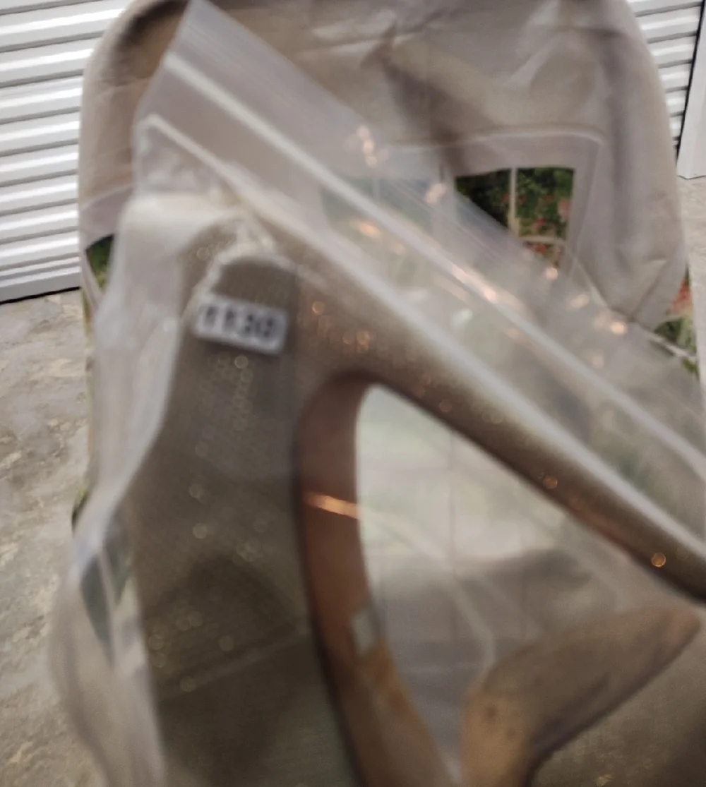 Badgley Mischka Gold Peep-Toe High Heel Pumps Sz. 10